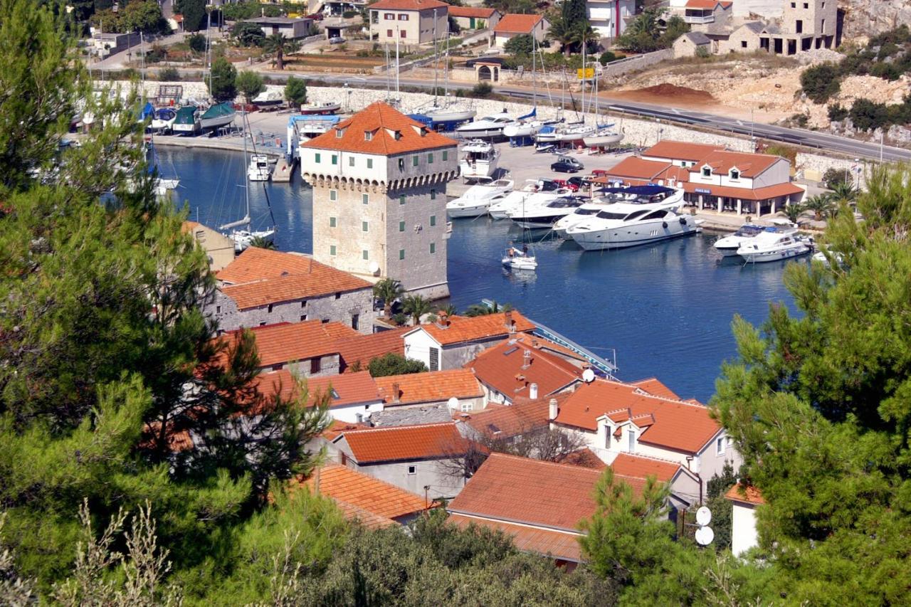 Apartments And Rooms With Parking Space Marina, Trogir - 5953 외부 사진