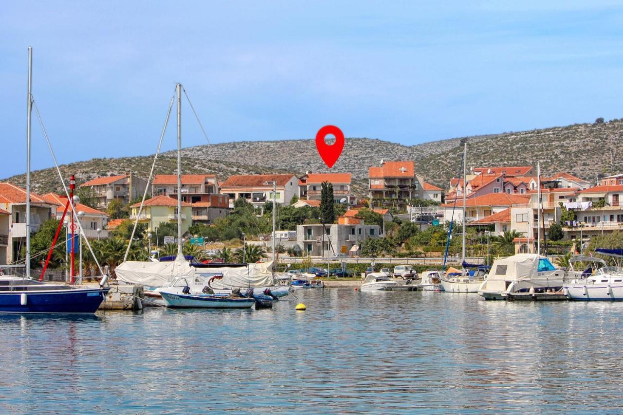Apartments And Rooms With Parking Space Marina, Trogir - 5953 외부 사진