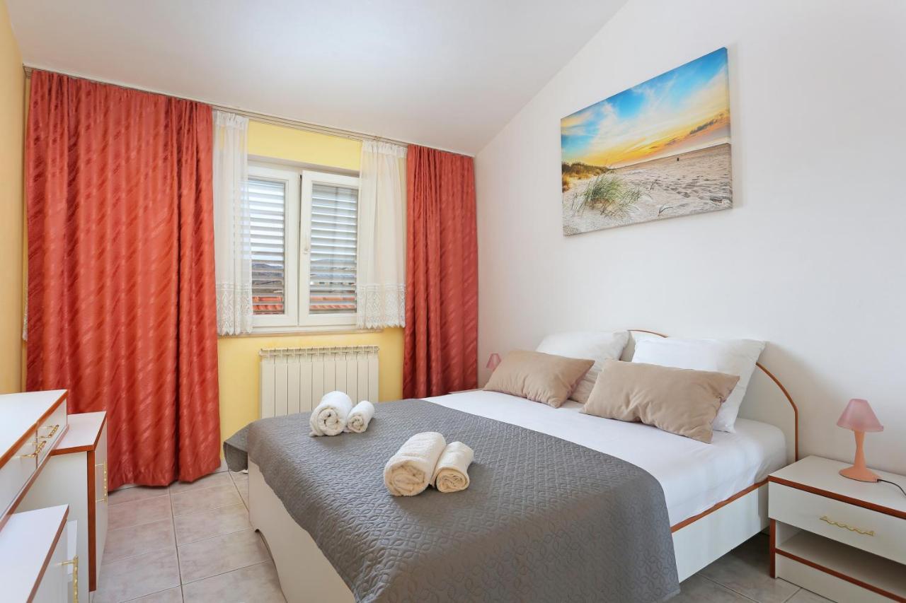 Apartments And Rooms With Parking Space Marina, Trogir - 5953 외부 사진