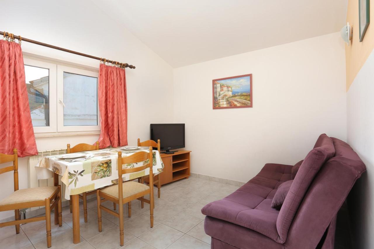 Apartments And Rooms With Parking Space Marina, Trogir - 5953 외부 사진