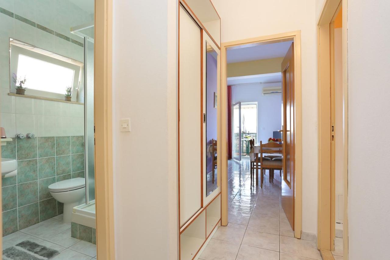 Apartments And Rooms With Parking Space Marina, Trogir - 5953 외부 사진