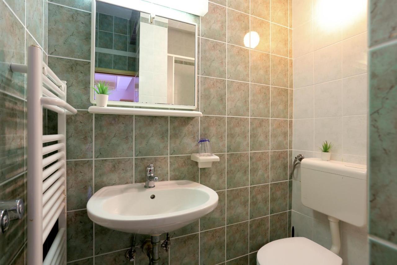 Apartments And Rooms With Parking Space Marina, Trogir - 5953 외부 사진