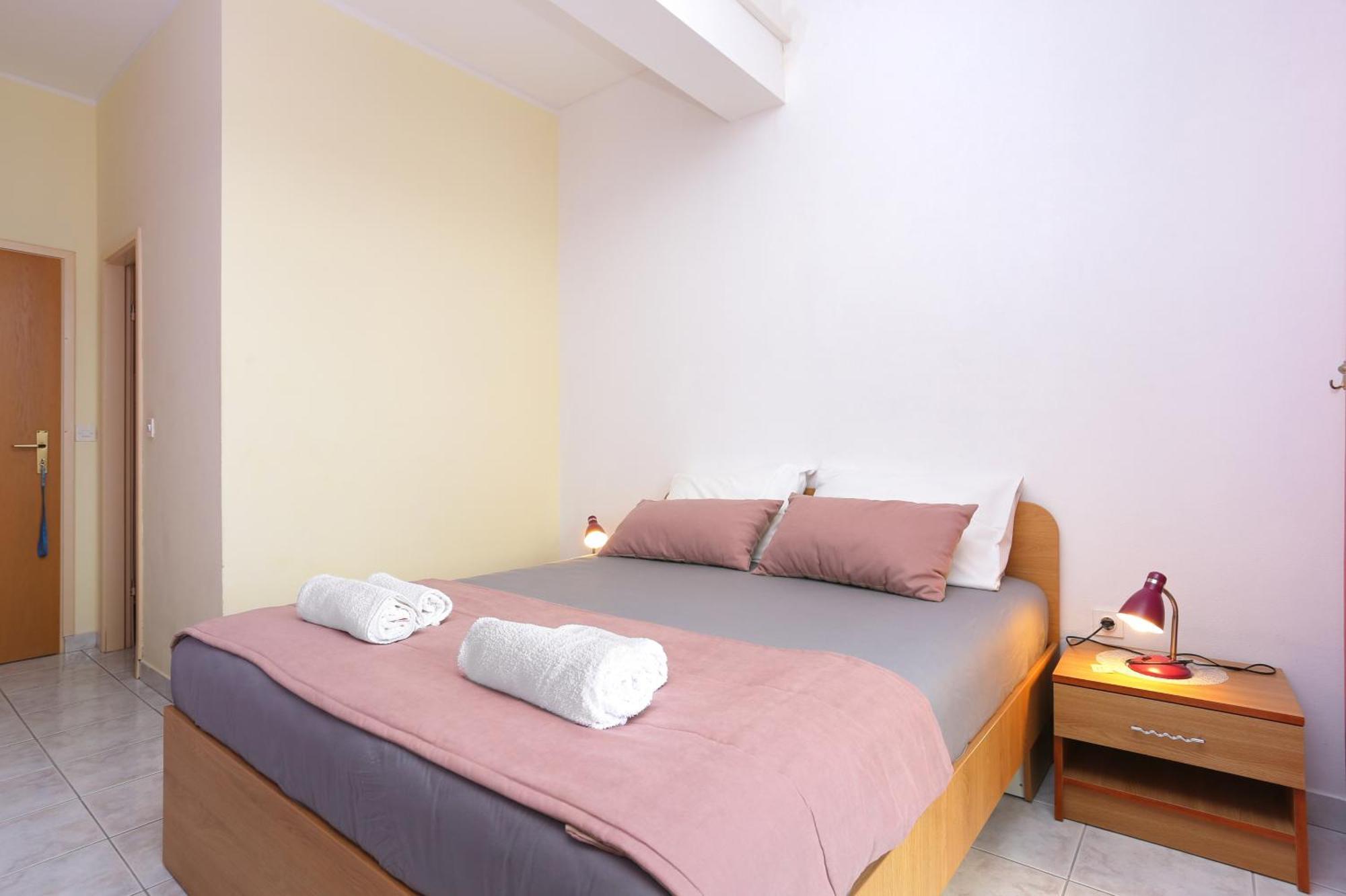 Apartments And Rooms With Parking Space Marina, Trogir - 5953 외부 사진